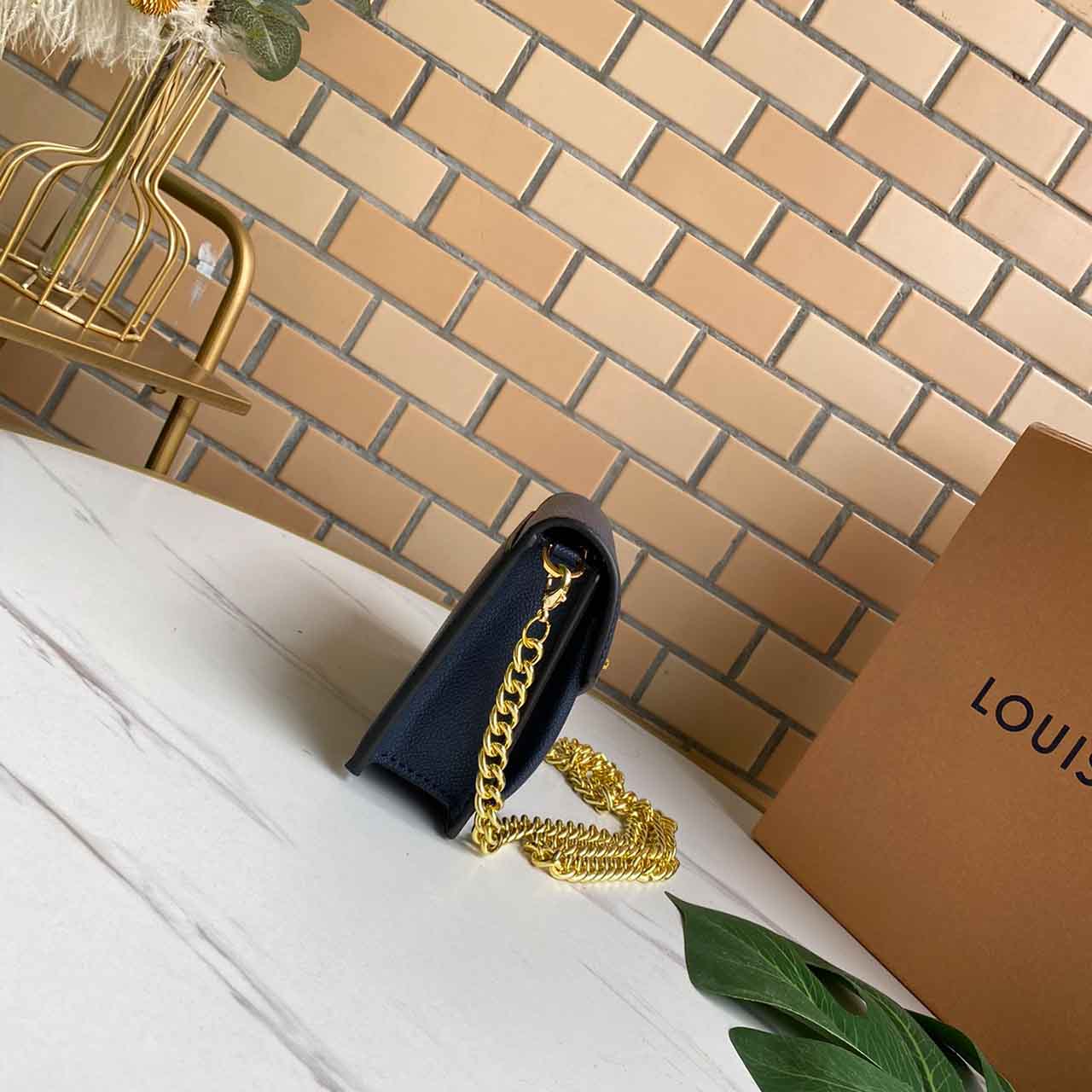 Louis Vuitton MYLOCKME CHAIN BAG M56137 BEIGE/NAVY/PINK Easybags196741